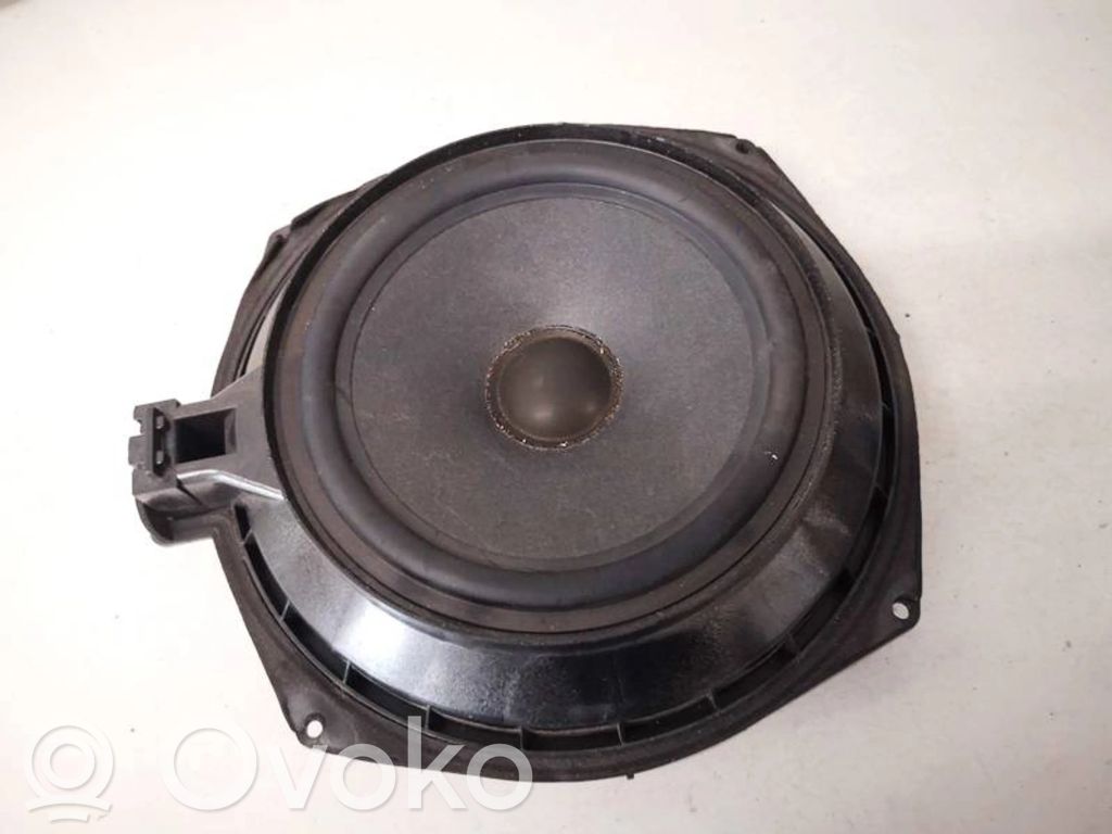 BMW 5 E60 E61 Etuoven kaiutin 