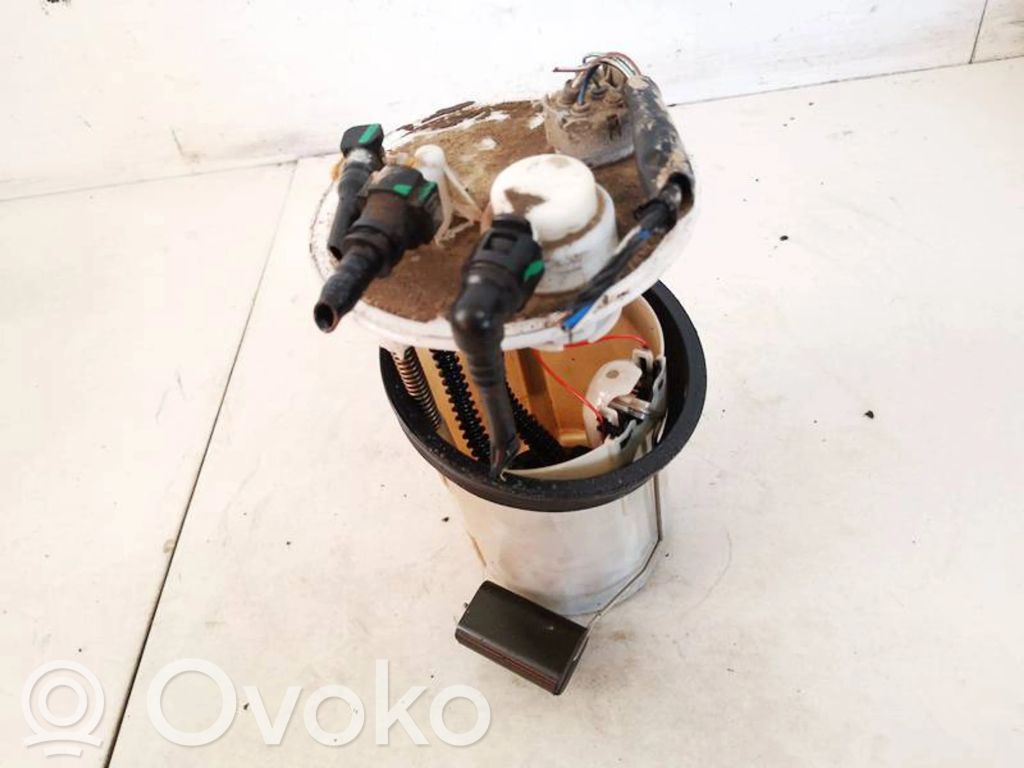 Toyota Avensis T250 Sensore di livello del carburante