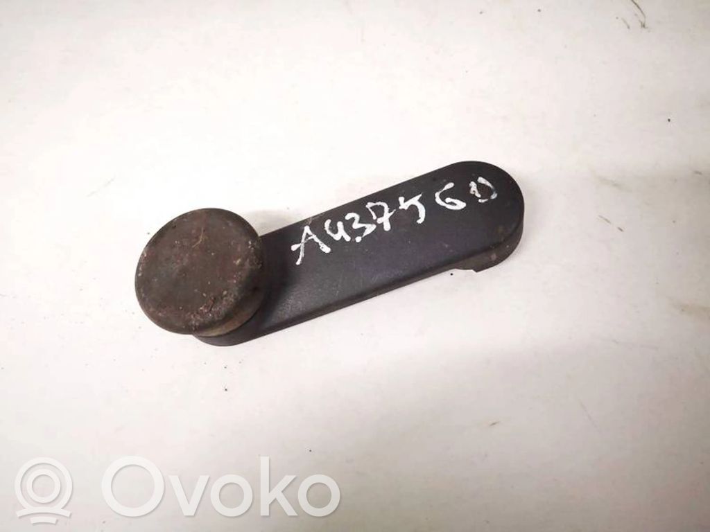 Opel Omega A Manovella finestrino della portiera anteriore