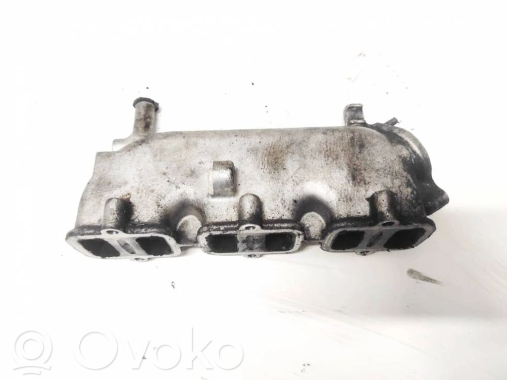 Audi A4 S4 B5 8D Collettore di aspirazione