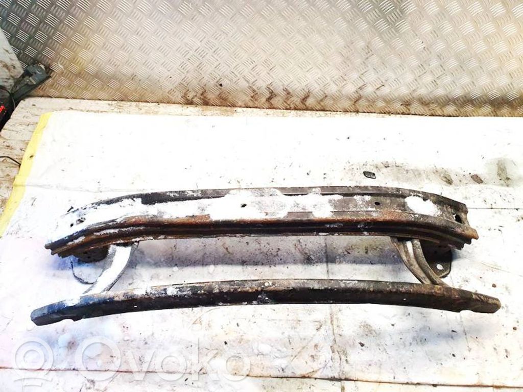 Traversa del paraurti anteriore