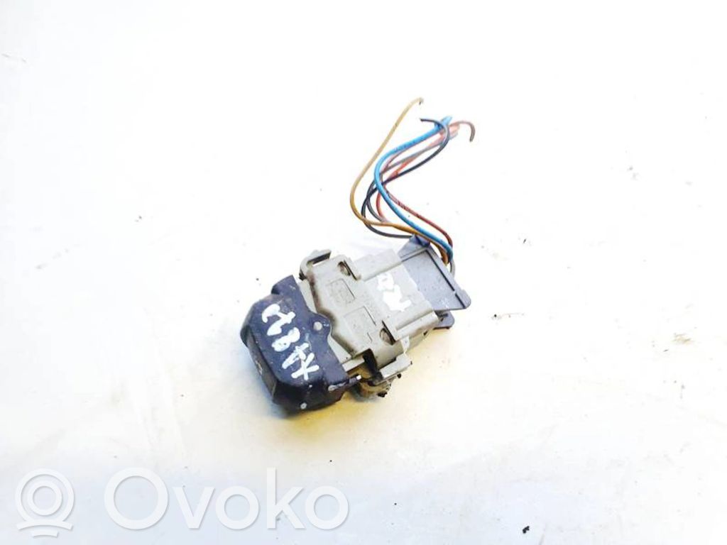 Renault Megane II Interruptor del elevalunas eléctrico 