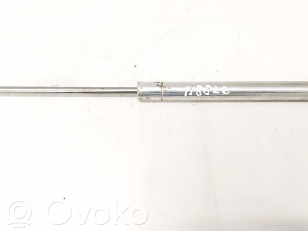 Volkswagen Golf IV Amortizor capotă motor