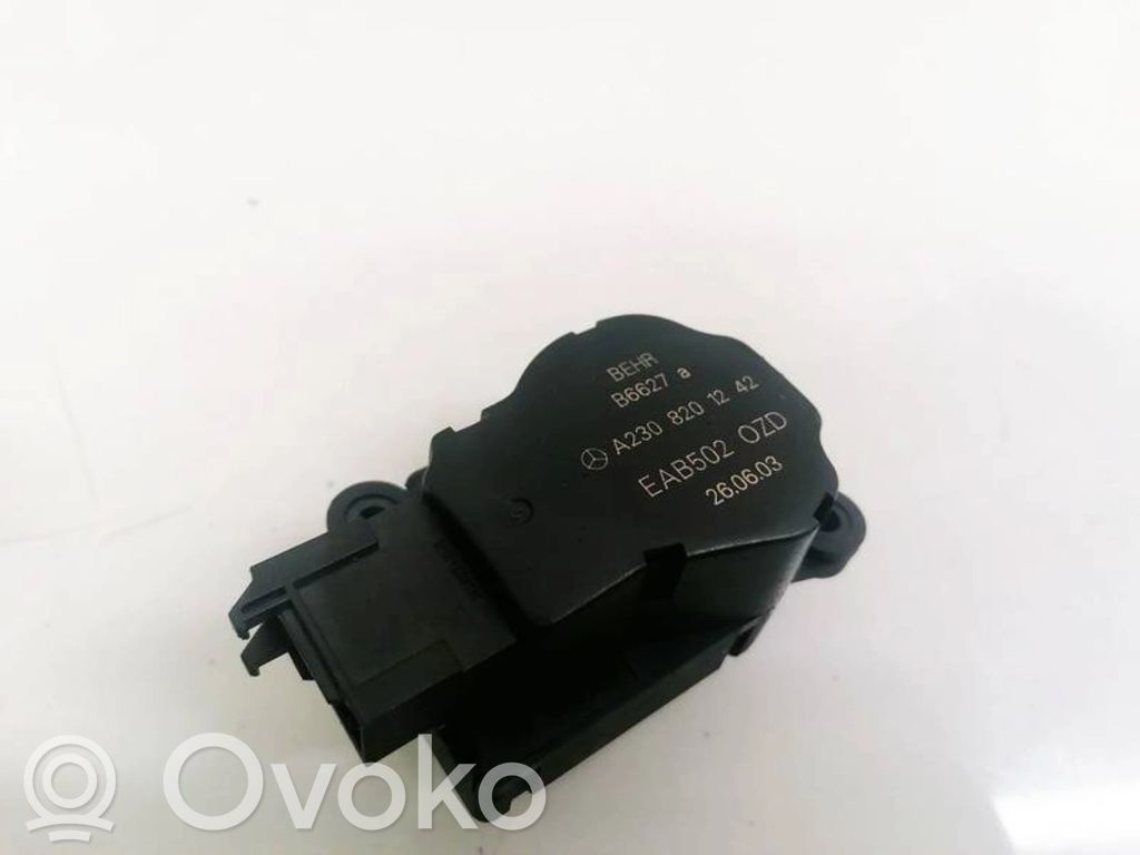 Mercedes-Benz E W211 Motor/actuator clapetă aer 