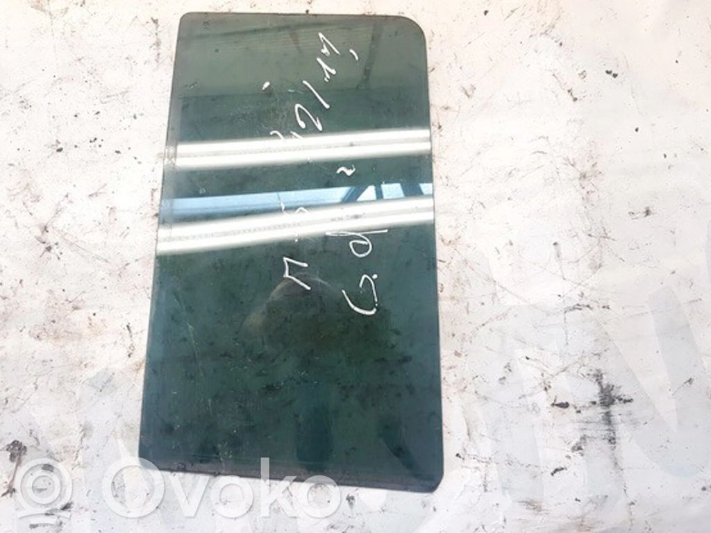 Rear vent window glass