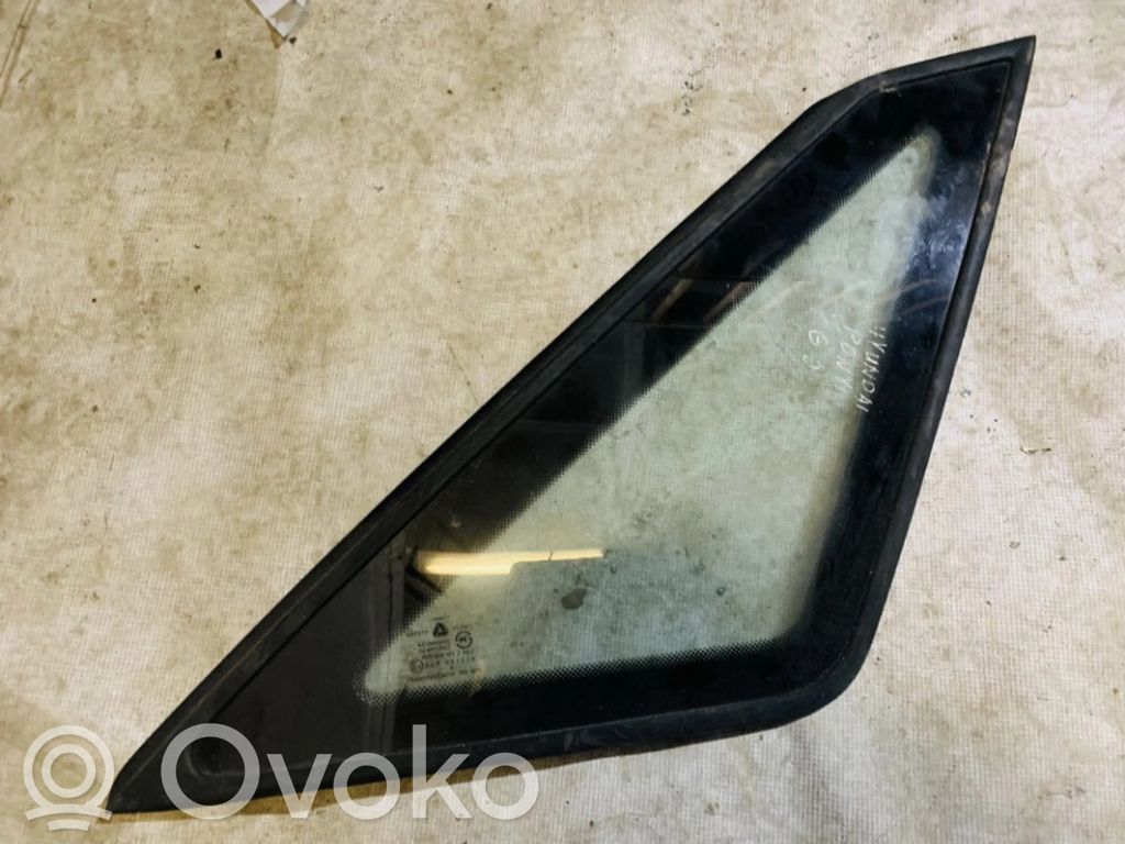 Hyundai Pony Geam lateral spate 