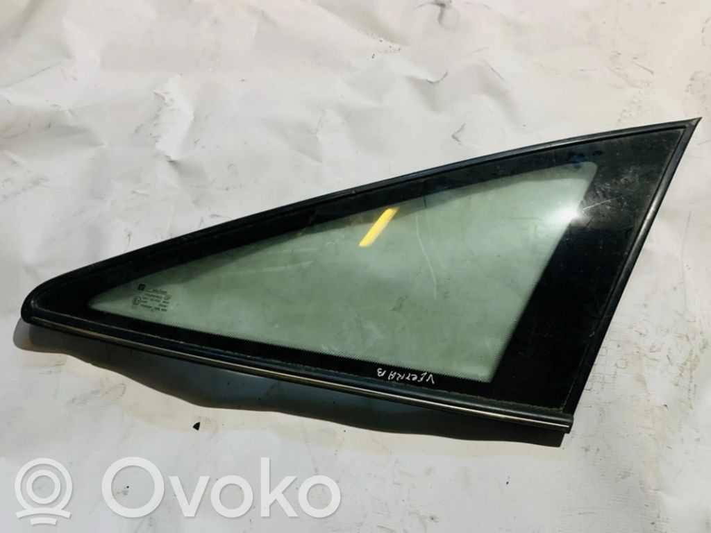 Rear side window