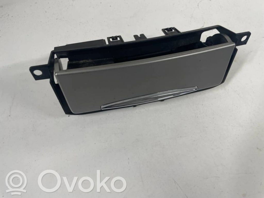 Ford Mondeo MK IV Cendrier 