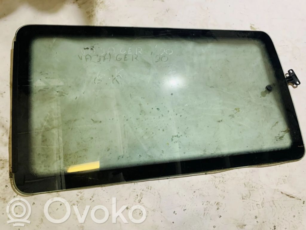 Chrysler Voyager Geam lateral spate