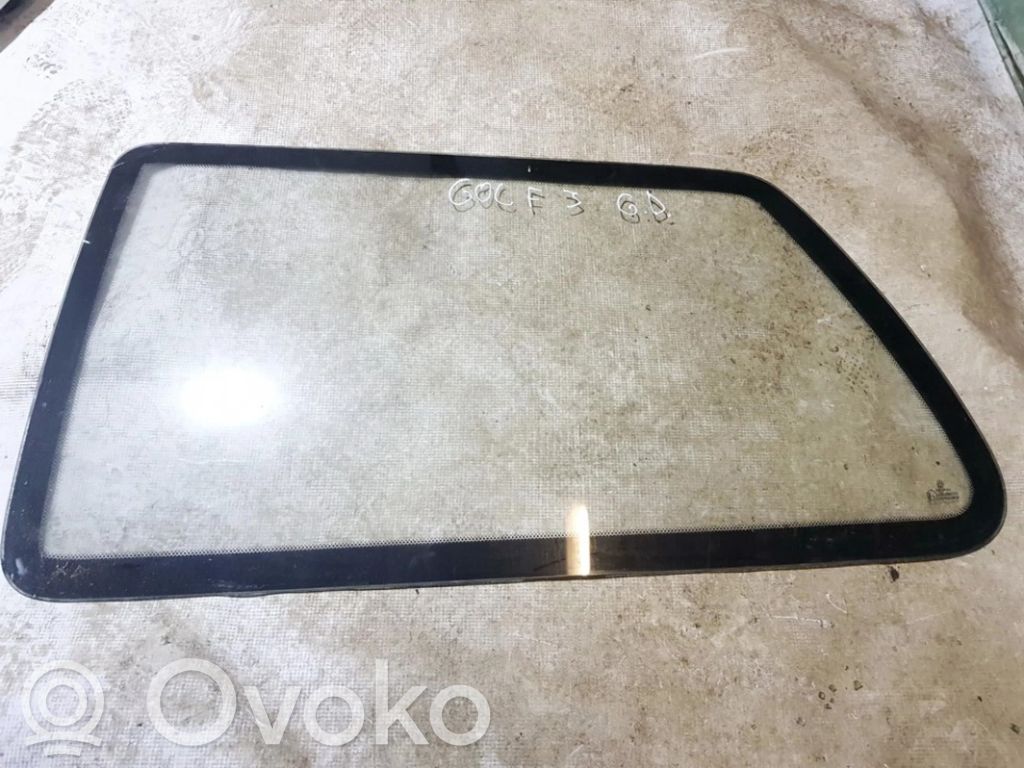 Vidrio lateral trasero