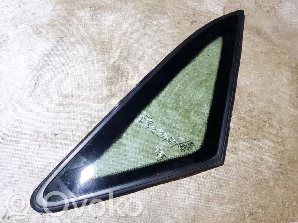 Rear side window