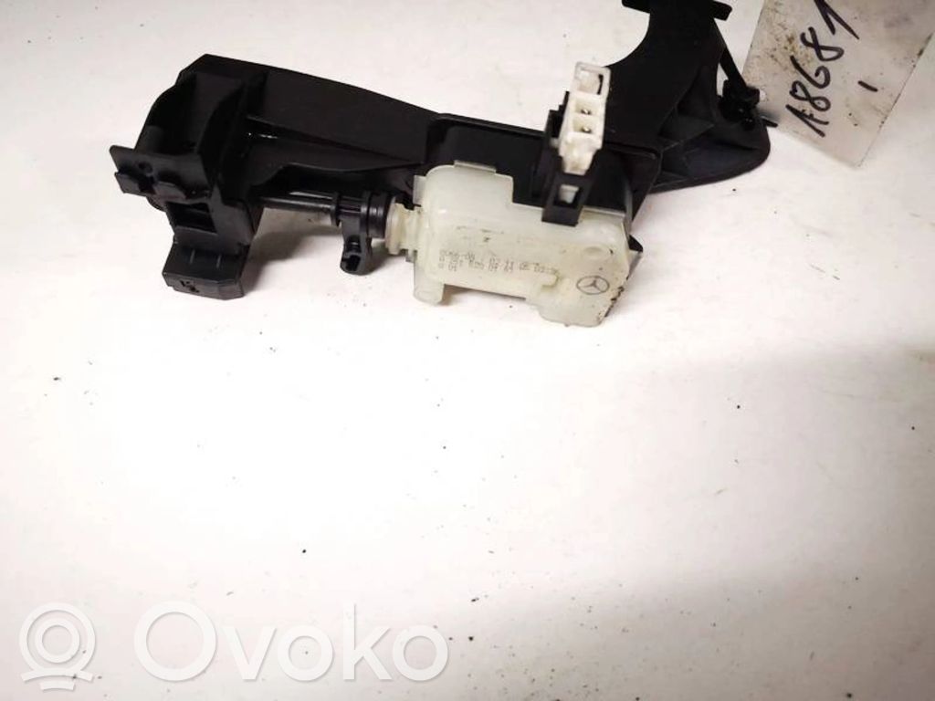 Mercedes-Benz ML W164 Motor de bloqueo de puertas