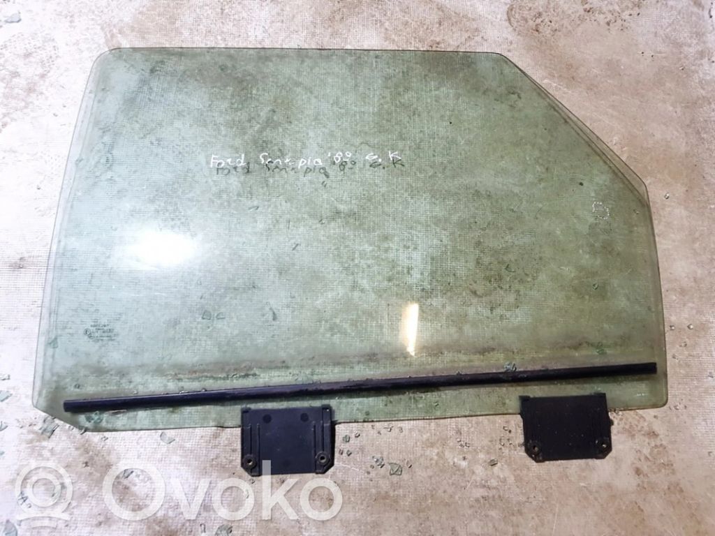 Takaoven ikkunalasi