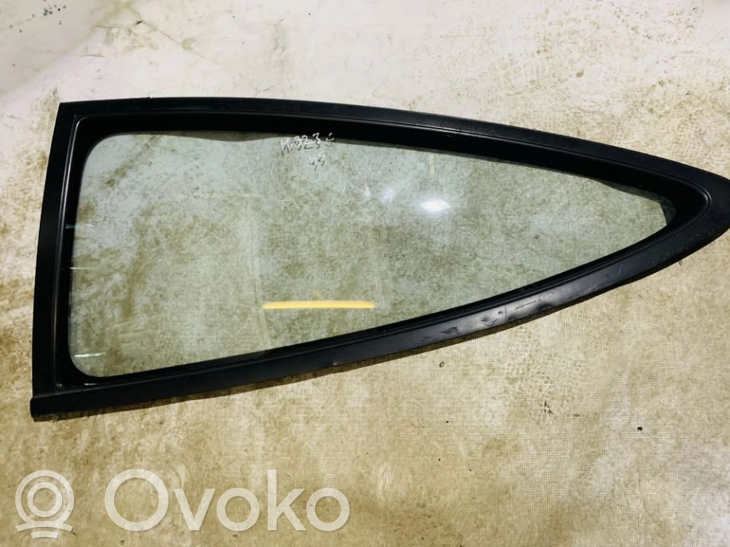 Rear side window