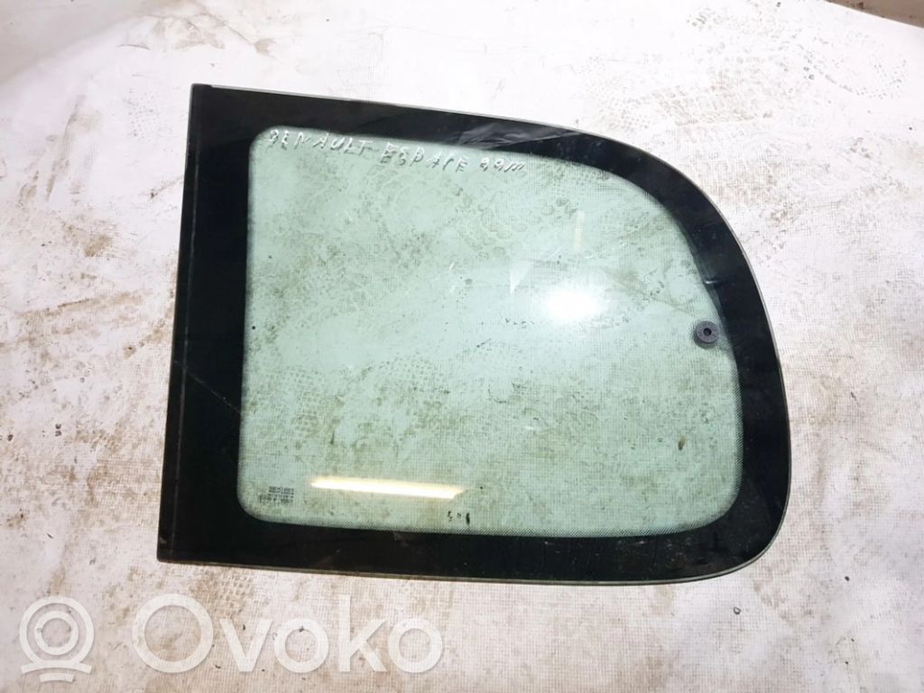 Vidrio lateral trasero