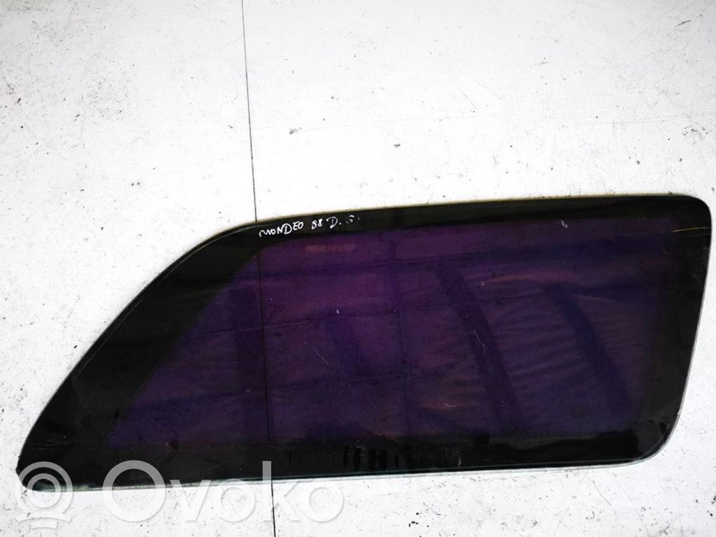 Rear side window