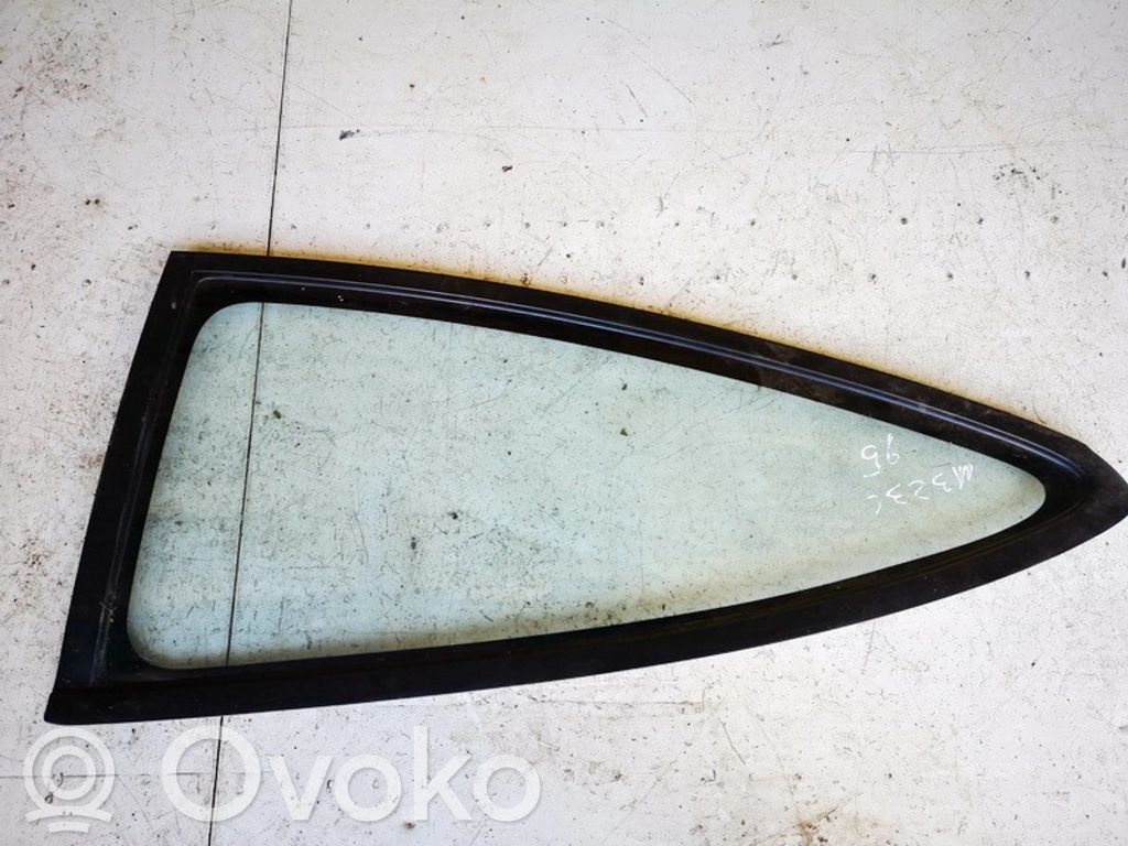 Rear side window