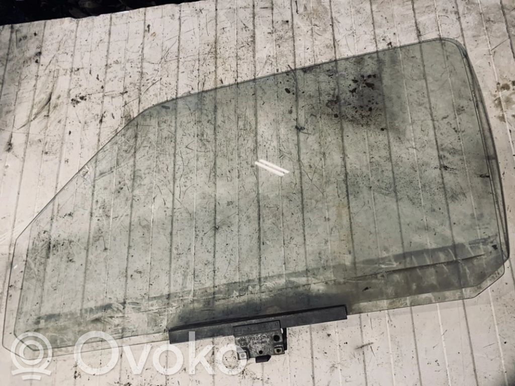 Volkswagen Golf II Szyba drzwi przednich 