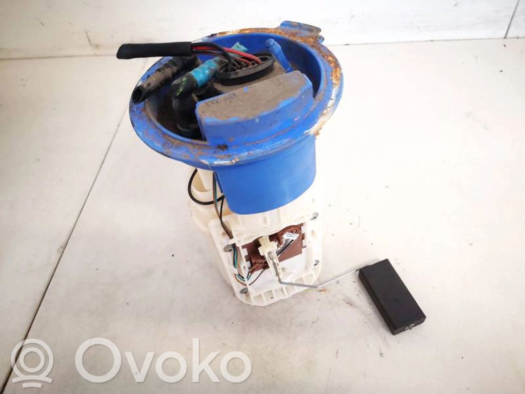 Volkswagen Golf V Pompa carburante immersa 