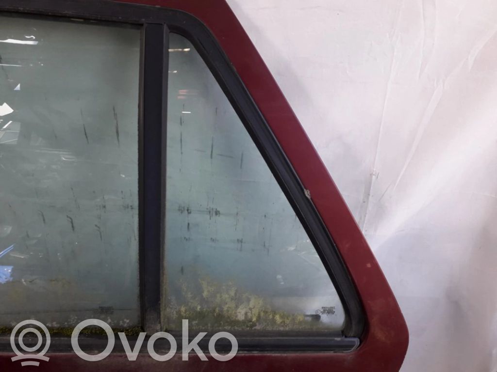 Ventanilla de ventilación de la puerta trasera