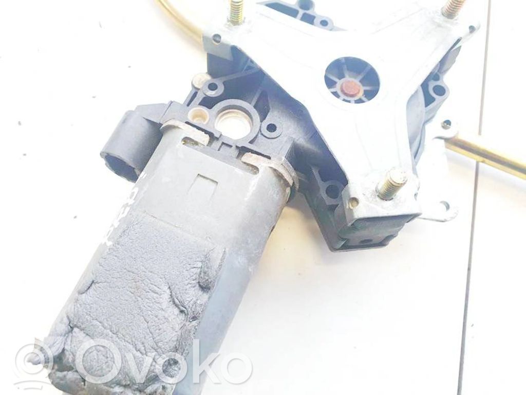 Renault 19 Motor del regulador de la ventanilla de la puerta delantera 