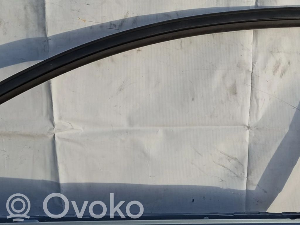 Nissan Primera Vetro del finestrino della portiera anteriore - quattro porte