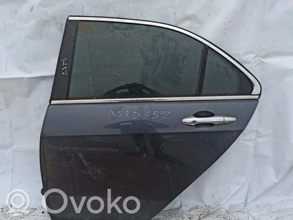 Drzwi tylne   JUODA,JUODA