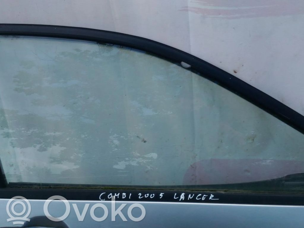 Mitsubishi Lancer Vetro del finestrino della portiera anteriore - quattro porte 