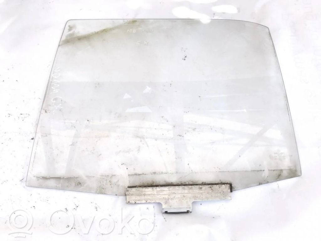 Takaoven ikkunalasi
