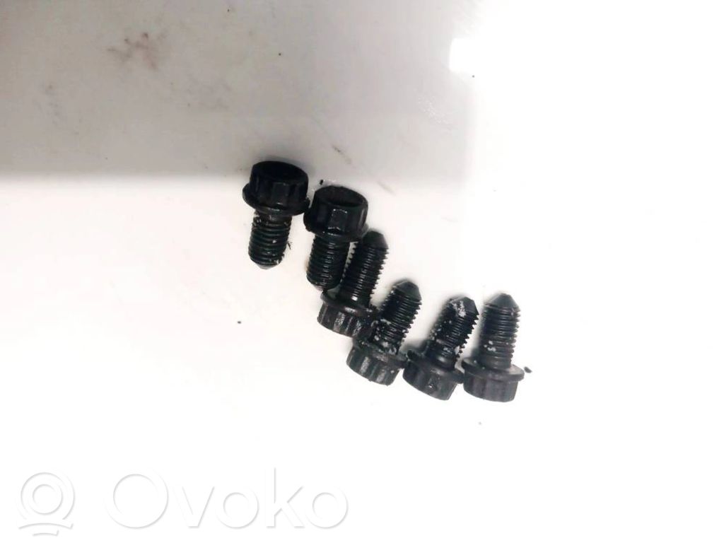 Tuercas/tornillos