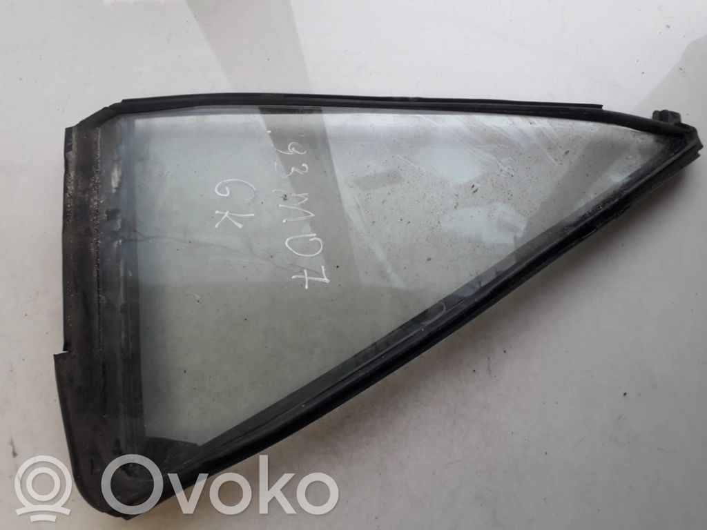 Rear vent window glass