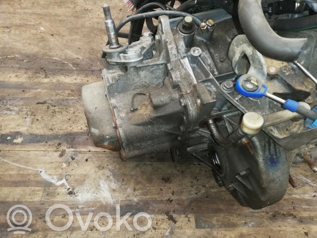 Peugeot 308 Manualna 5-biegowa skrzynia biegów 