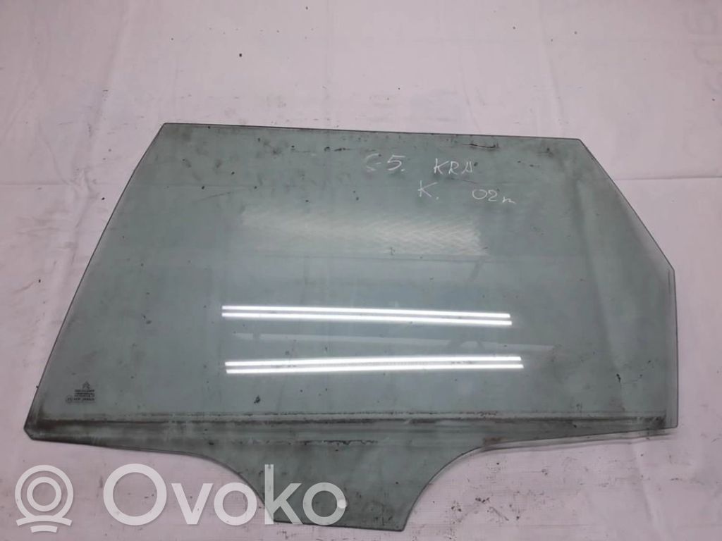 Takaoven ikkunalasi