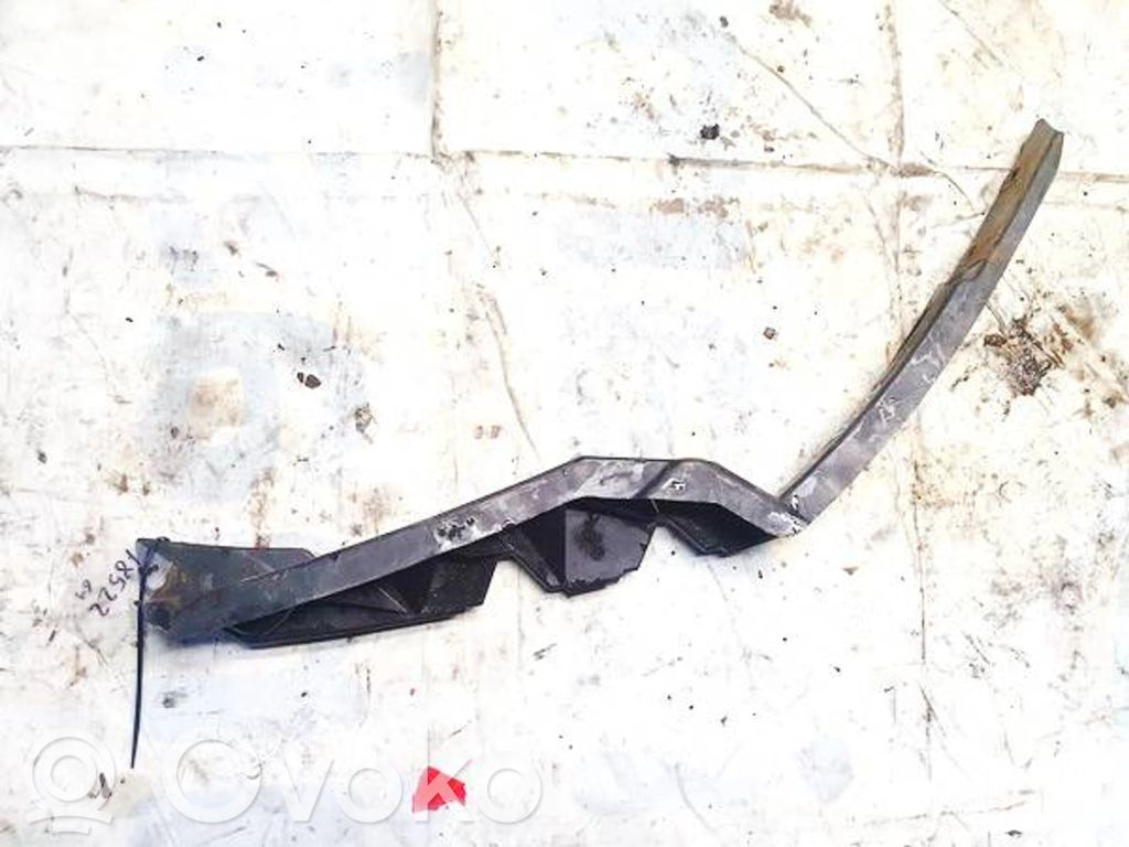 Skoda Octavia Mk2 (1Z) Staffa di rinforzo montaggio del paraurti anteriore 