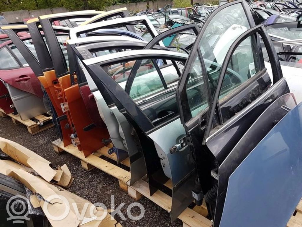 Peugeot 407 Portiera anteriore 