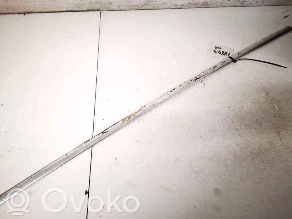 Opel Insignia A Listwa / Uszczelka szyby drzwi tylnych 