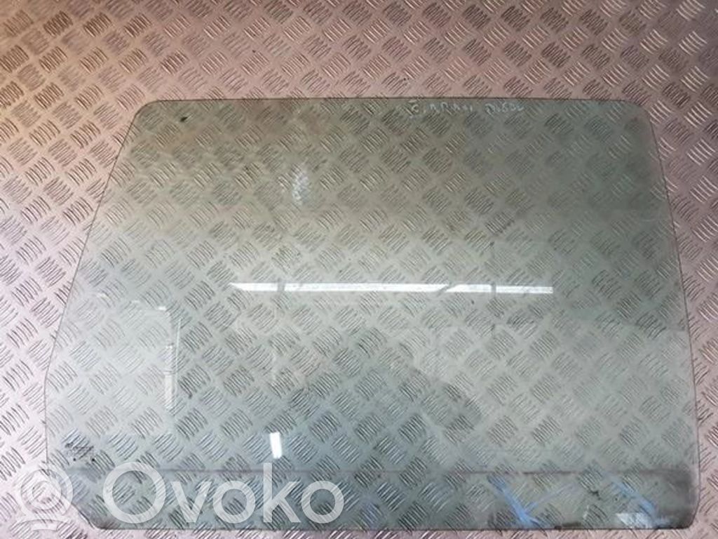 Takaoven ikkunalasi