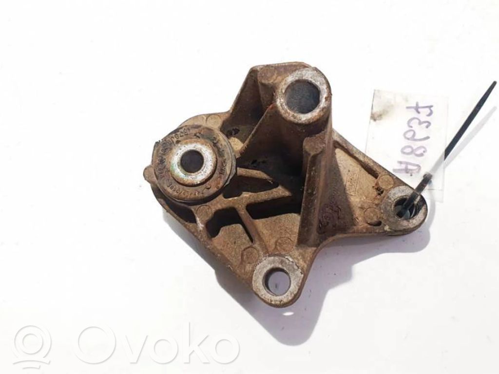 Engine mount bracket   3M516P093DC,3M516P093DC,3M516P093DC,3M516P093DC