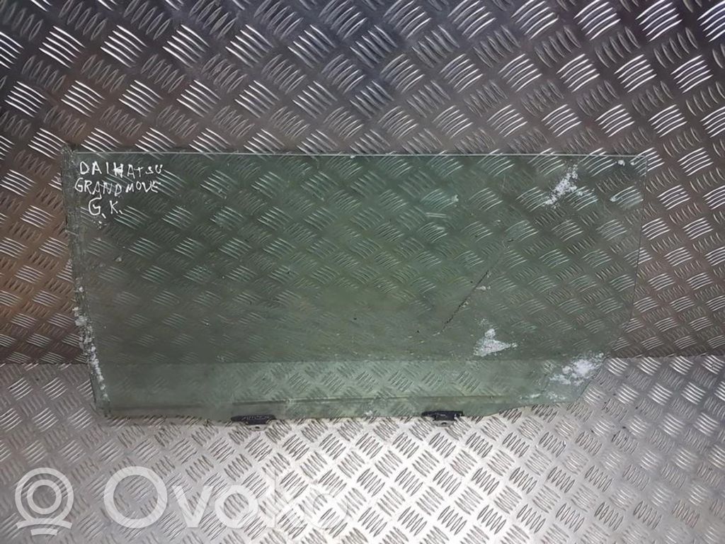 Daihatsu Gran Move Geam ușă spate 