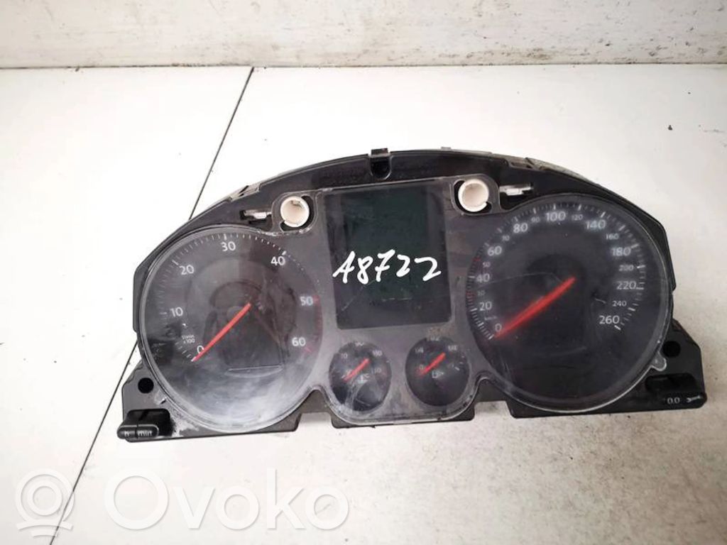 Volkswagen PASSAT B6 Tachimetro (quadro strumenti) 