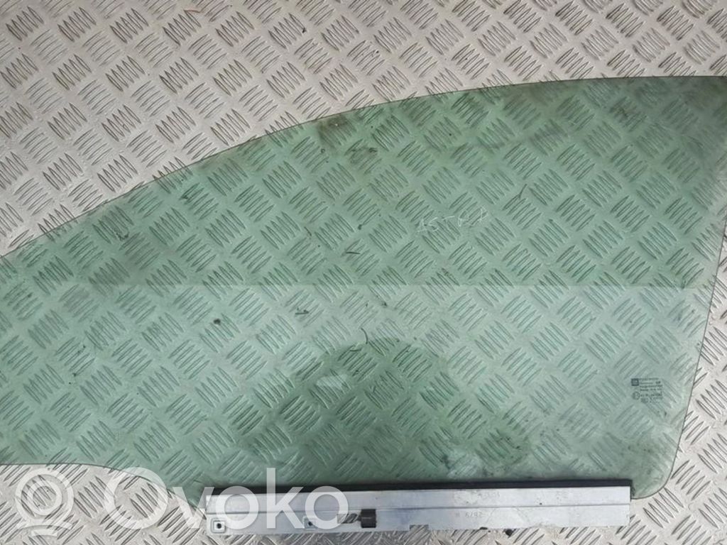 Opel Astra H Geam ușă față patru uși 