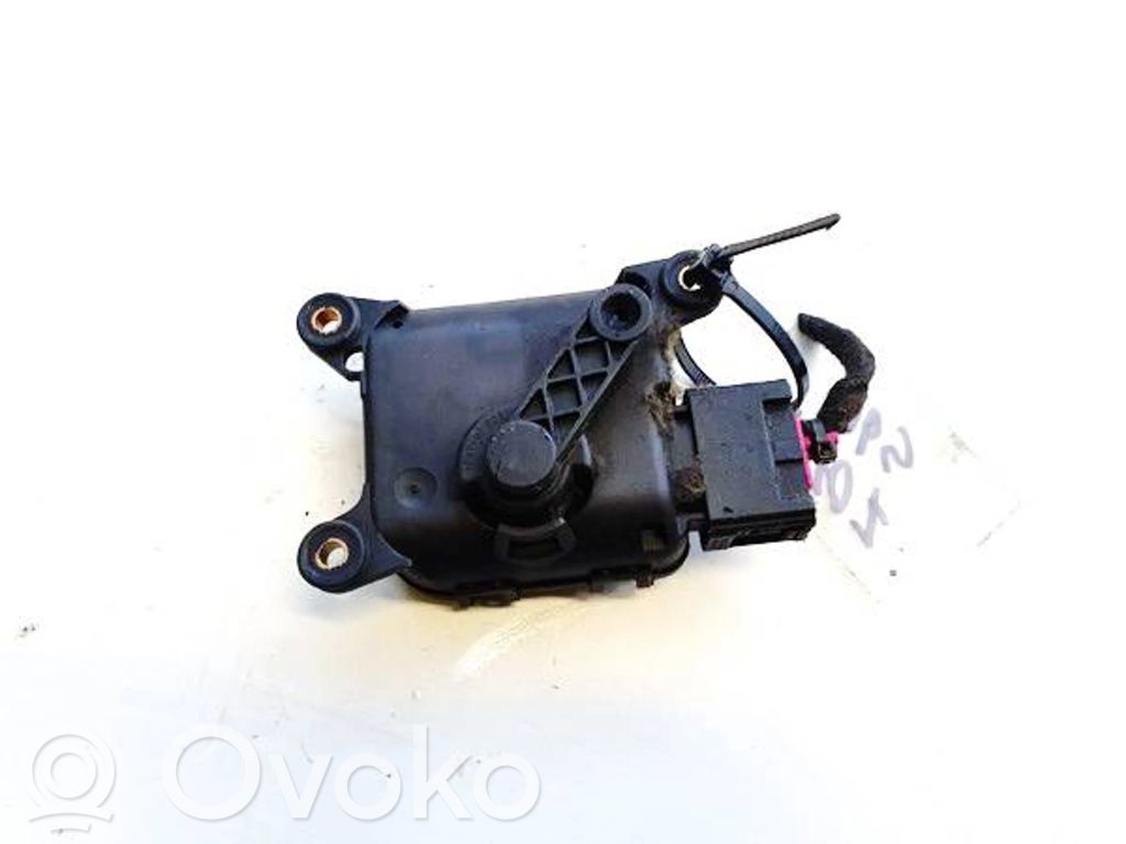 Audi A6 S6 C5 4B Motor/actuator clapetă aer 