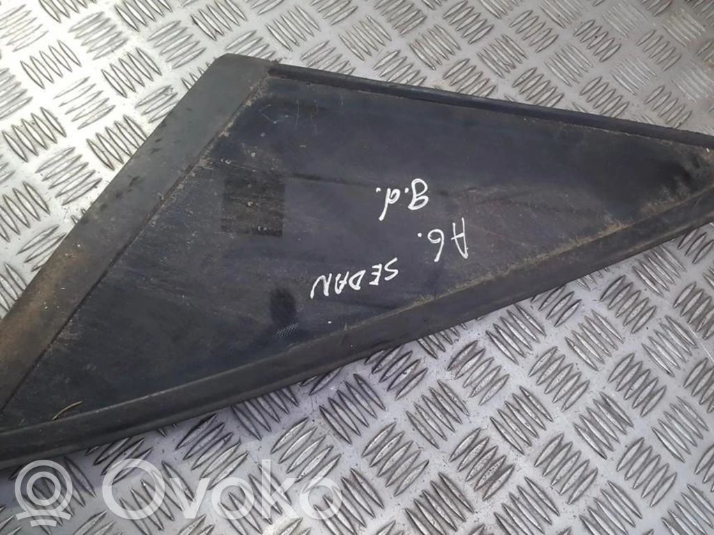 Rear side window