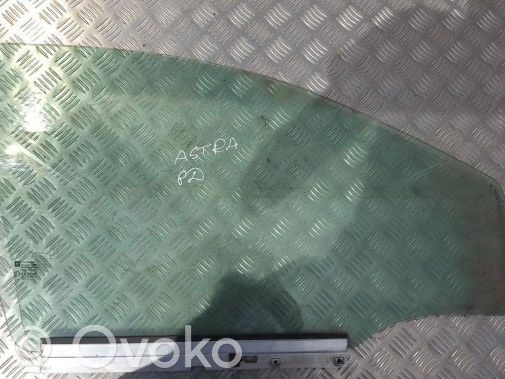 Opel Astra H Geam ușă față patru uși 