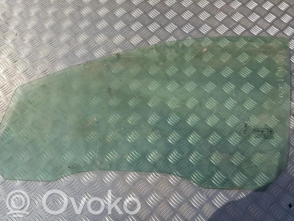 Ford Focus Geam ușă față patru uși 