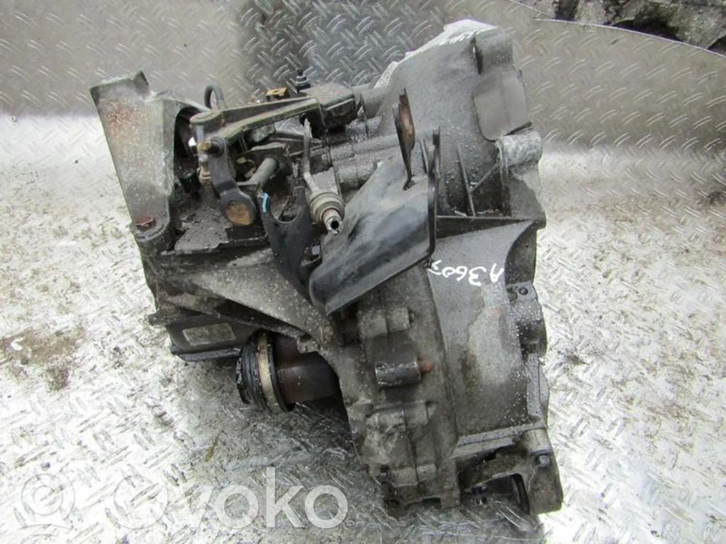 Volvo V50 Scatola del cambio manuale a 5 velocità 