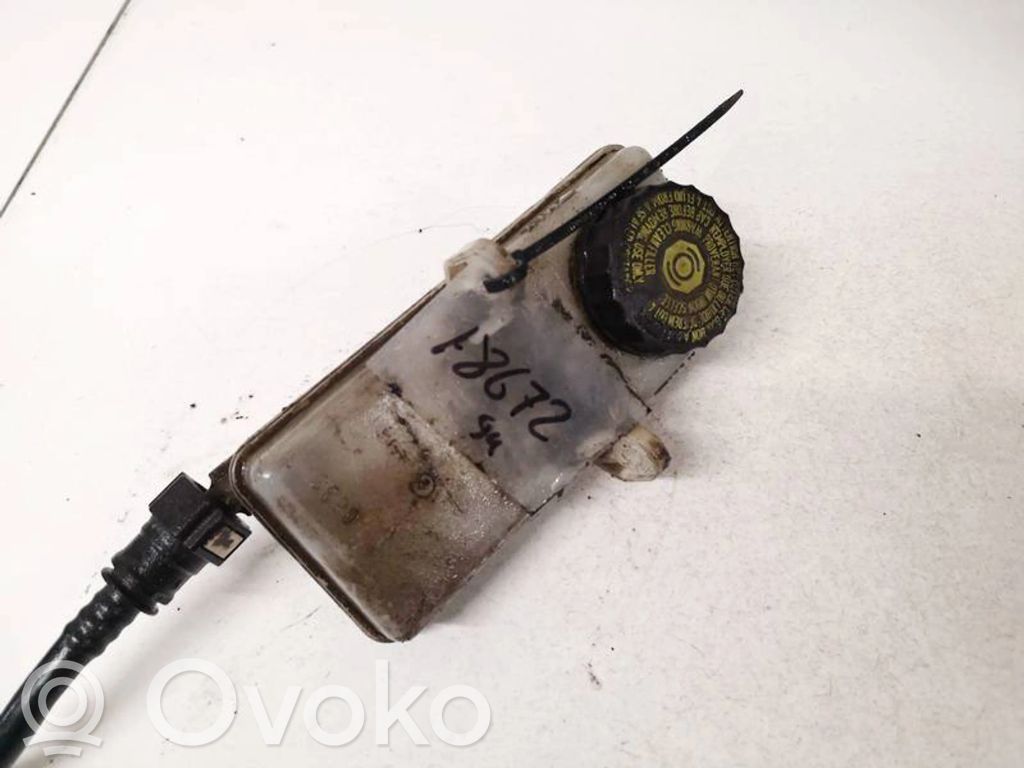 Peugeot 307 Serbatoio di compensazione del liquido del freno