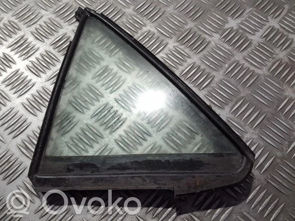 Mazda 6 Ventanilla de ventilación de la puerta trasera 