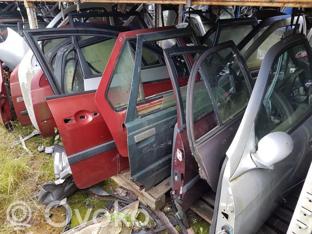 Renault Clio I Priekinės durys 