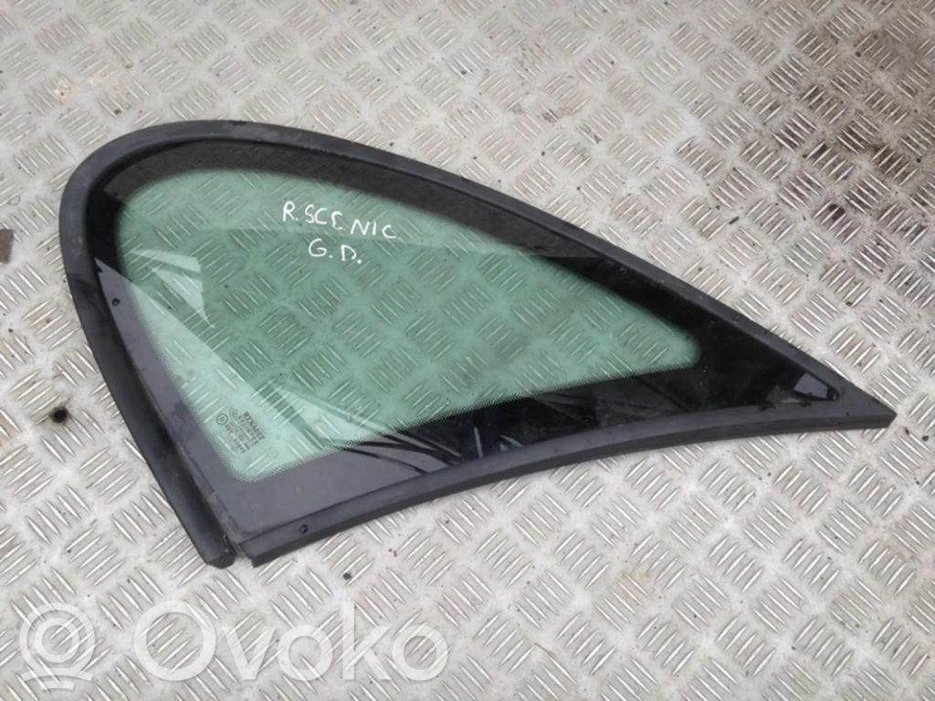 Rear side window